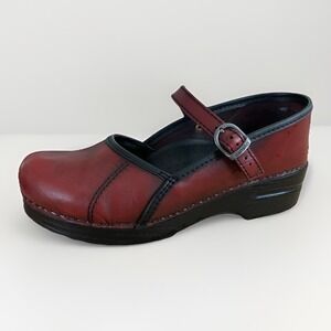 Dansko Marcelle Mary Jane Red clogs
